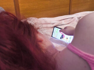 Wife Plays smartphone Games and Has a Free Use cunt for internal ejaculation Sex