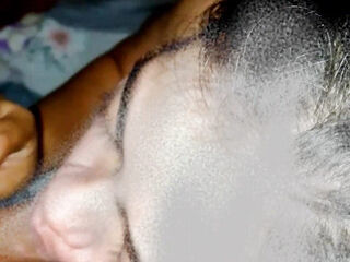 Single mom throated a tastey cock