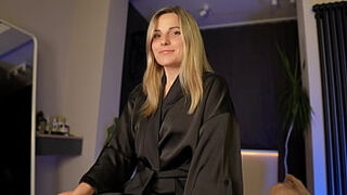 Horny stepmother Woke Up Her sonnie to boink Him