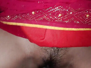 Desi warm bhabhi ki chudai in room