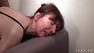 Mature francaise sodomisee fistee avec ejac buccale pour casting porno amateur
