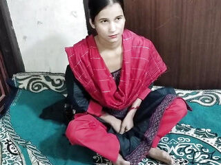 Step sis ko ghar me akele dekh kar jabar dasti pela