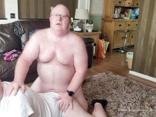 Daddy porks His Boy