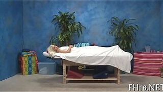 Hot eighteen yr senior playgirl