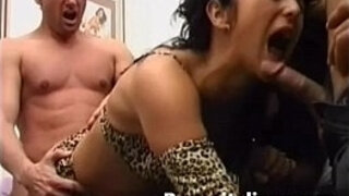 Gangbang con natasha smooch godimento anale estremo - italian pornostar vignette anal