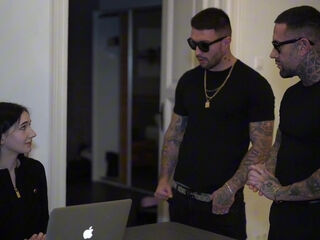 Receptionis provides the hottest hatch services to hotel guests