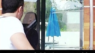 Stressed out cougar with a magnificent bod gets a happy finishing massage