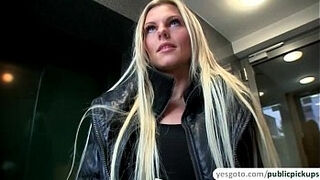 Super super-fucking-hot towheaded inexperienced flashes bumpers and gets pulverized after getting paid