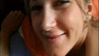 Adorable girlfriend wakes up for some bum to mouth