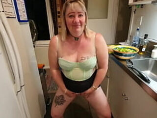 @carapornstar trashy Kiwi cougar repeatedly kicked in the vagina by her Master