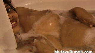 Sexy Mature Indian Aunty In bathtub Tube Taking Shower - fuck-a-thon Chat In Hindi With Desi Husband