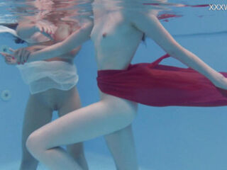 Girlfriends love swimming nude together