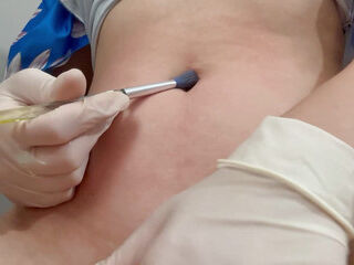 I play with medical mittens stomach button