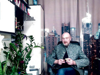 Filming a movie about checking the elasticity of an senior secretary's pussy..)) sight from one of the cameras ...))