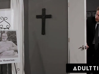 Slutty aged redhead woman tempt her neighboor for a rough plumb her beaver missing