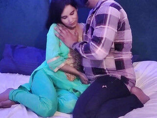 Sasur ne bahu ko ghar me akele dekh kar chut mari