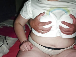 Beautiful all-natural mammories with Piercing
