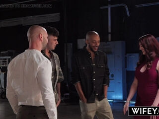 Plump huge-boobed ginger-haired MILF Kayla Summers Gets DVP-ed By 2 men On Stage In Front Of Her Cuckold Hubby