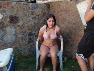 Jasmine wears witness thru clothes and gets wet