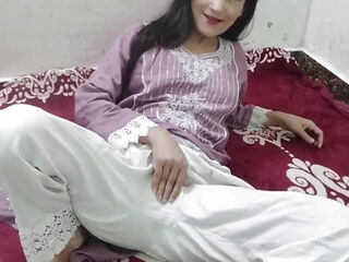 Cute step daughter-in-law ko college me jakar pel diya