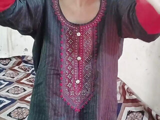 Wife samjh kar chachi ko chod kar preggo kar diya