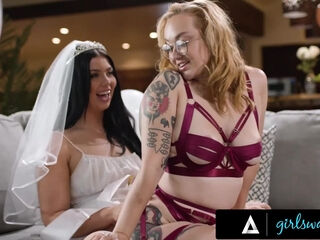 She needed to flash her one more thing before she gets married