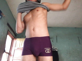 Cute stud want lovely gal 1