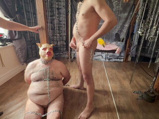 Part 3, gimp wanks on piggies face!